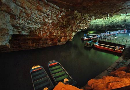 長沙出發(fā)到黃龍洞、張家界國家森林公園三日游
